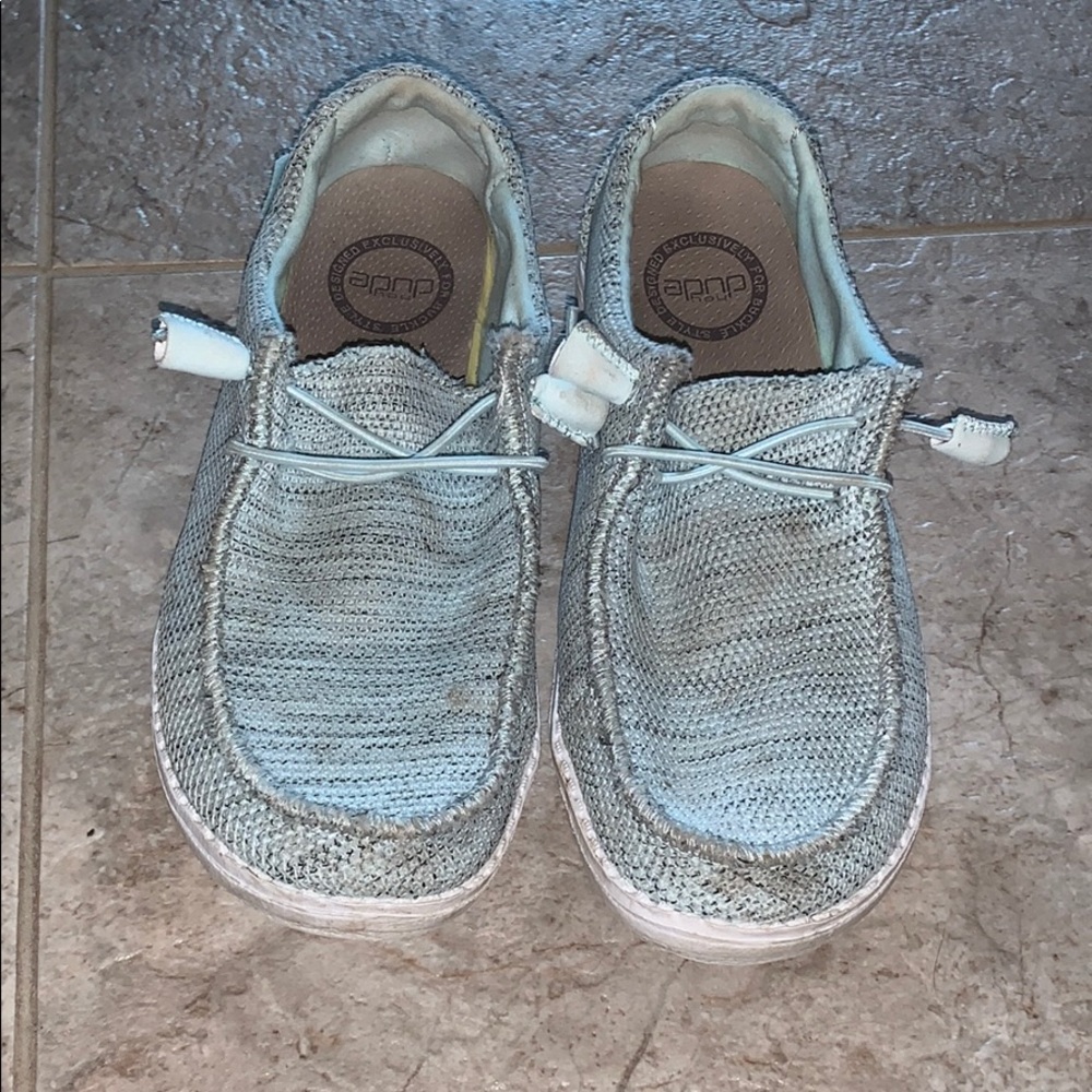 Hey Dudes Slip on shoes